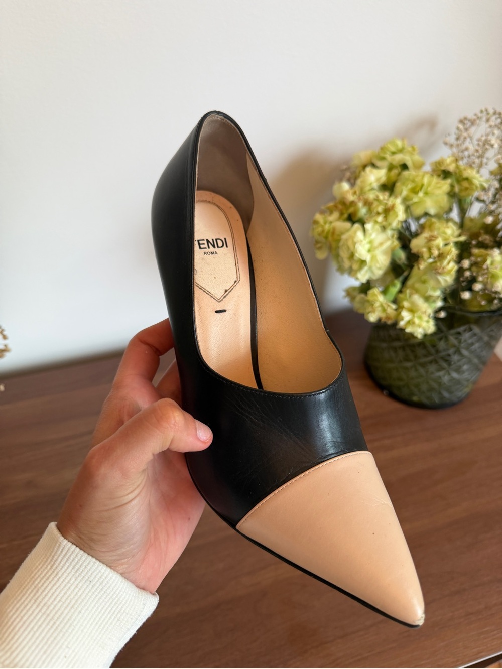 FENDI Black Nude Leather Cap Toe Pointed Pumps Heels 37